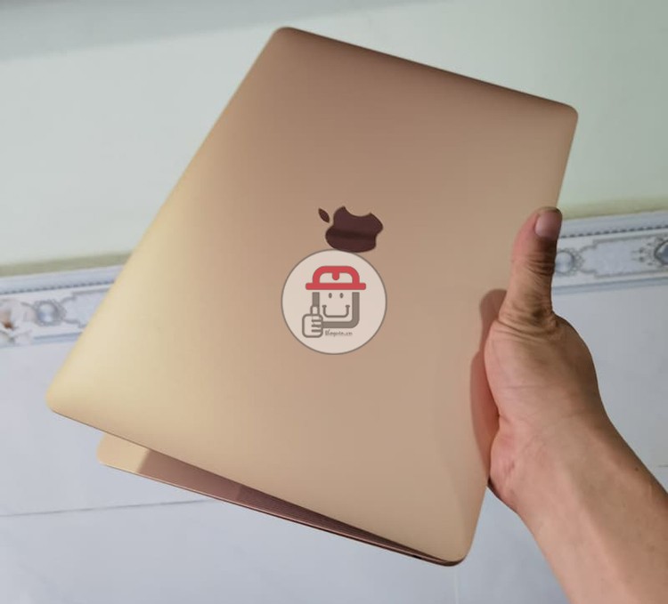 MacBook Air M1 cũ