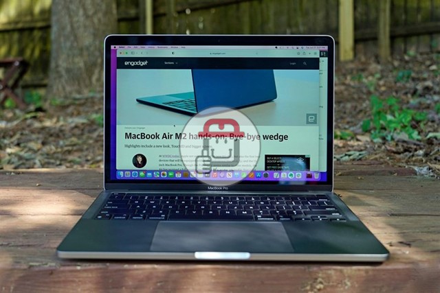 Macbook Pro 2022 giá rẻ