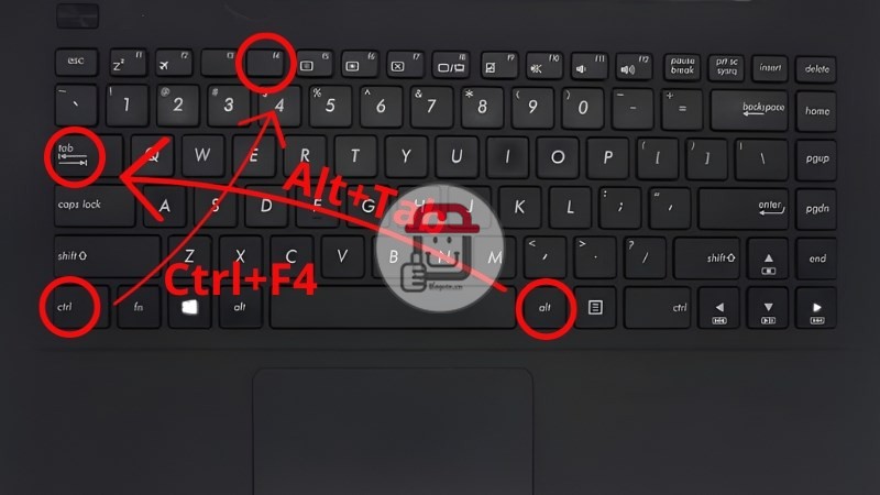 Dùng tổ hợp phím Ctrl+F4 hoặc Alt+Tab để chữa lỗi